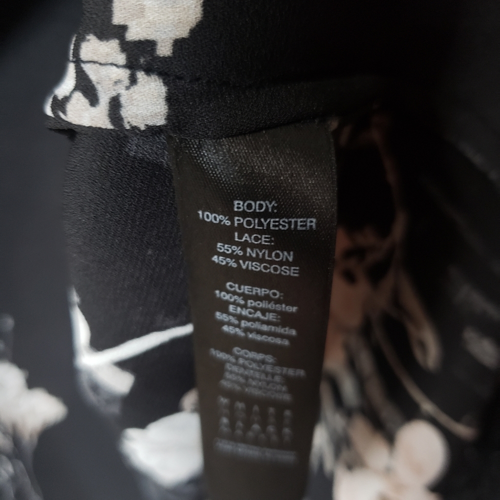 WHBM Blouse - Picture 14 of 15